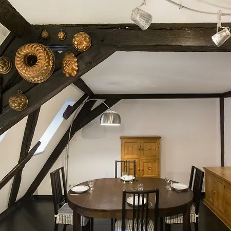 Triplex Avec Poutres Apparentes Apartment *